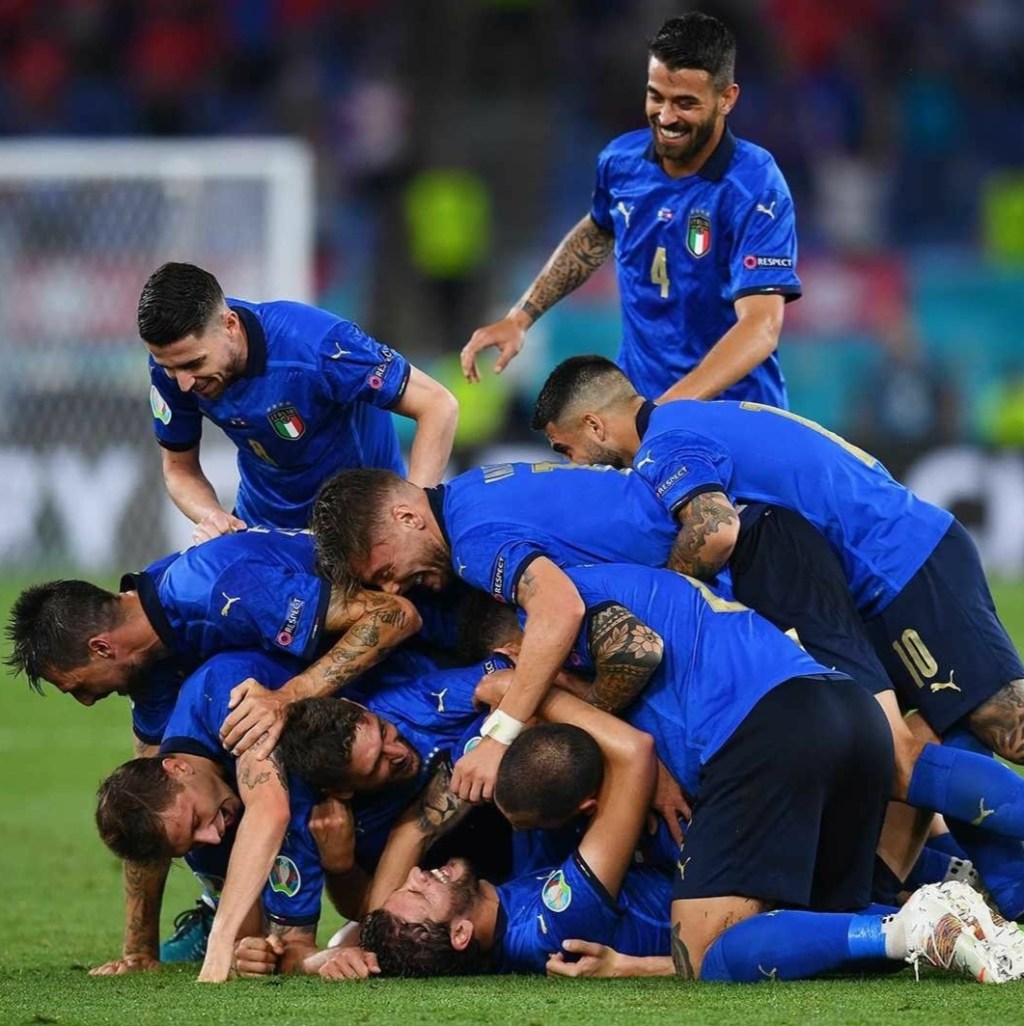 Italia, ora si può sognare: asfaltata la&nbsp;Svizzera