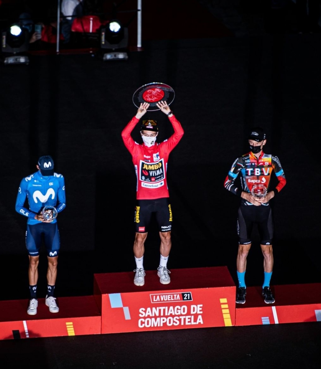 Ciclismo-Vuelta 2021, Roglic sempre più nella storia, è tris. Cort strabiliante, Mader&nbsp;rivelazione.