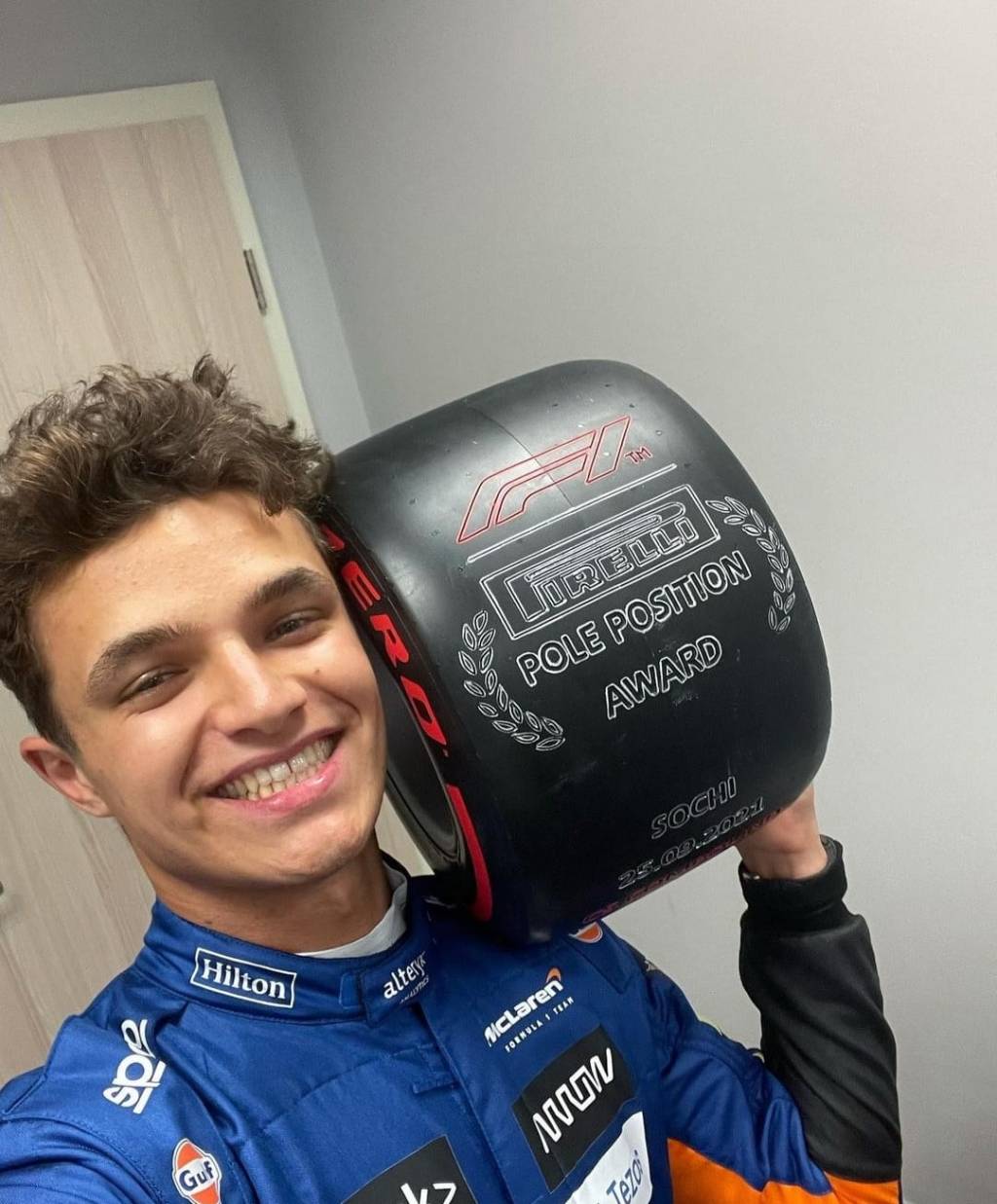 Formula 1 – Qualifiche GP Russia: Norris Zar delle qualifiche e del bagnato, Pole position. Strepitosi Sainz e Russell secondi e terzi. Hamilton “bacia” il muretto box e parte solo&nbsp;quarto