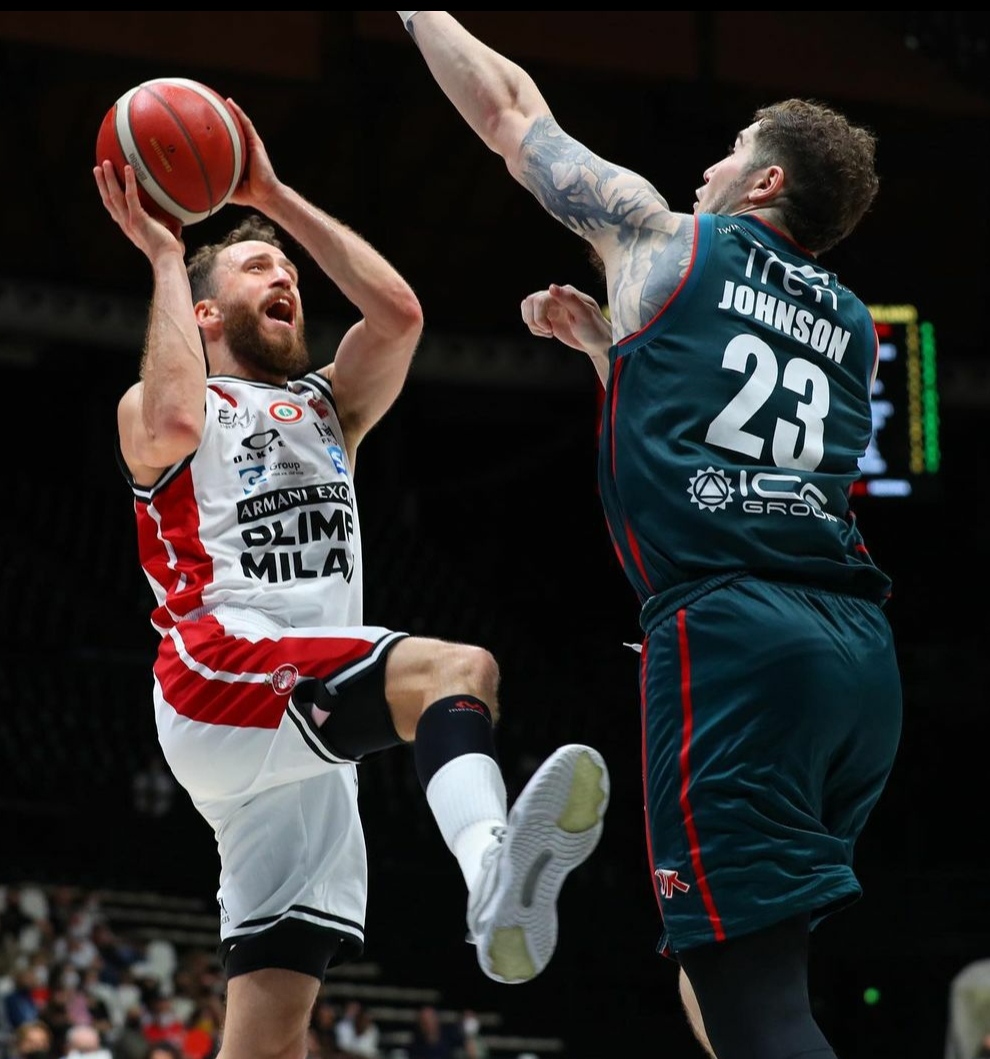 Playoff Lba – Milano e Bologna passano, Sassari e Tortona guadagnano il match&nbsp;point