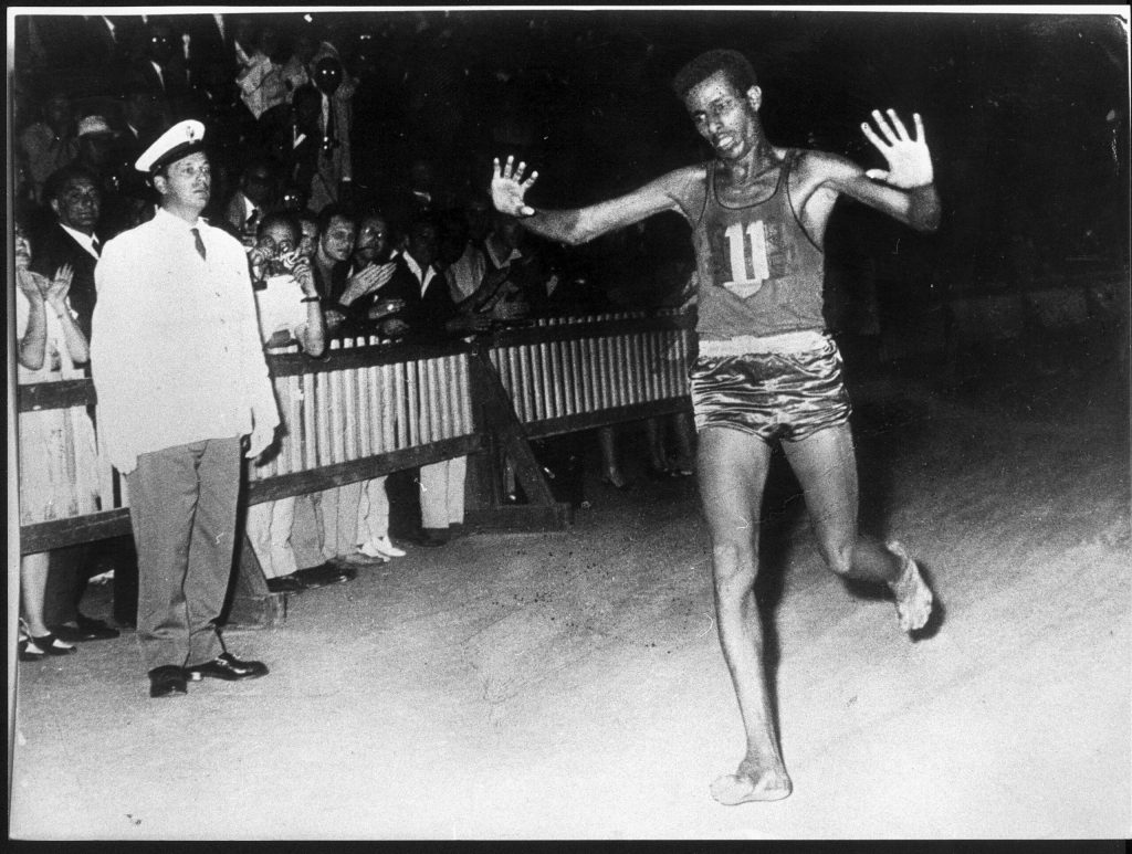 Correva il giorno 10 Settembre 1960: Abebe Bikila vince l’oro a Roma senza&nbsp;scarpe