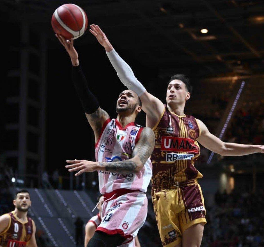 Basket – Coppa Italia: Milano prima&nbsp;finalista!