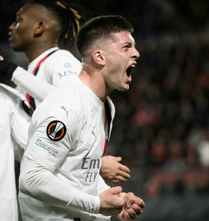 EUROPA LEAGUE: MILAN AVANTI NONOSTANTE IL KO, AGLI OTTAVI ANCHE LA&nbsp;ROMA!