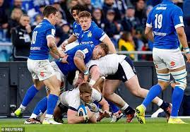 Rugby, Sei Nazioni: l’Italia batte in rimonta la Scozia e torna a vincere in casa dopo 11 anni