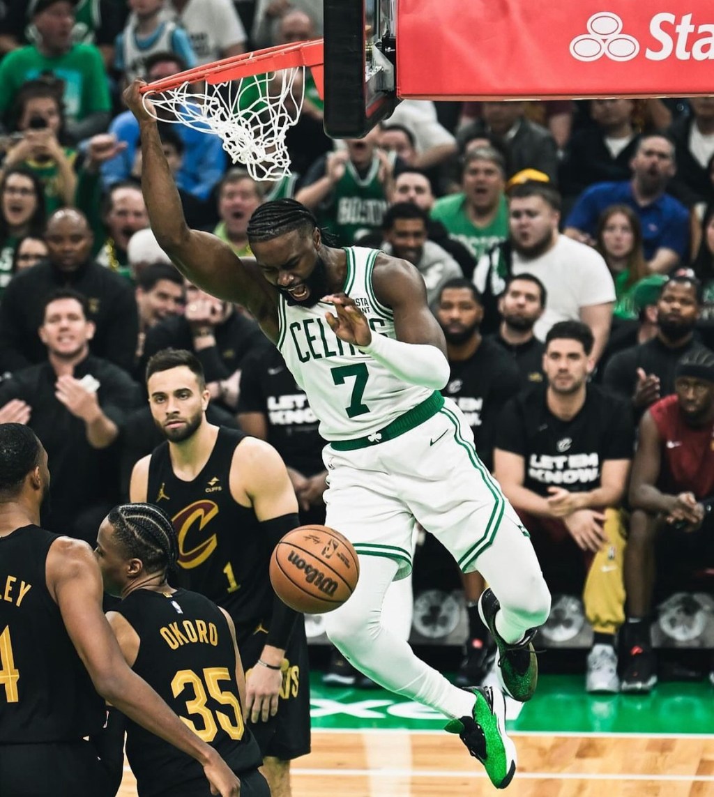 Playoff NBA: Celtics e Thunder vincono facile contro Cavs e&nbsp;Mavs.