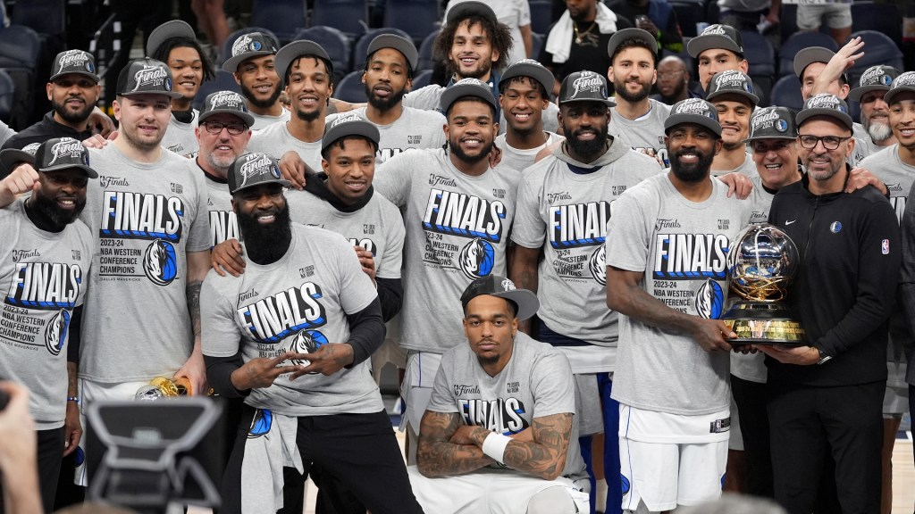 Playoff NBA: Irving e Doncic chiudono la serie. Dallas alle&nbsp;Finals.
